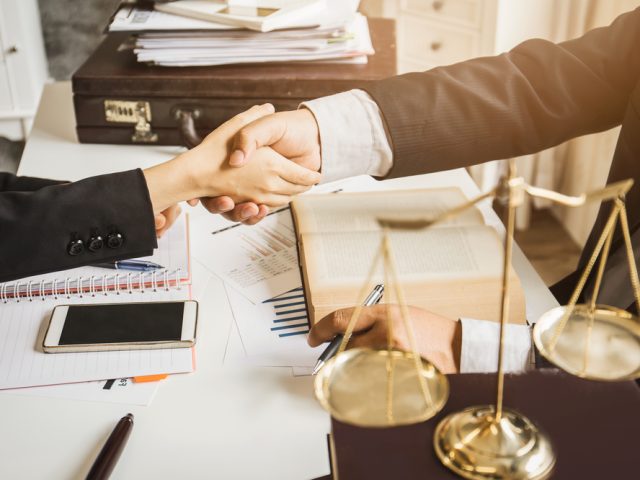 https://www.dawgen.global/wp-content/uploads/2023/07/LegalandCorporateservices-640x480.jpg